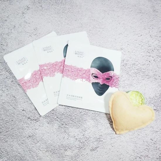 rose mask